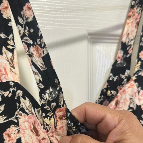 Black and Pink Sleeveless Spaghetti Strap Midi Sundress - Picture 6 of 10